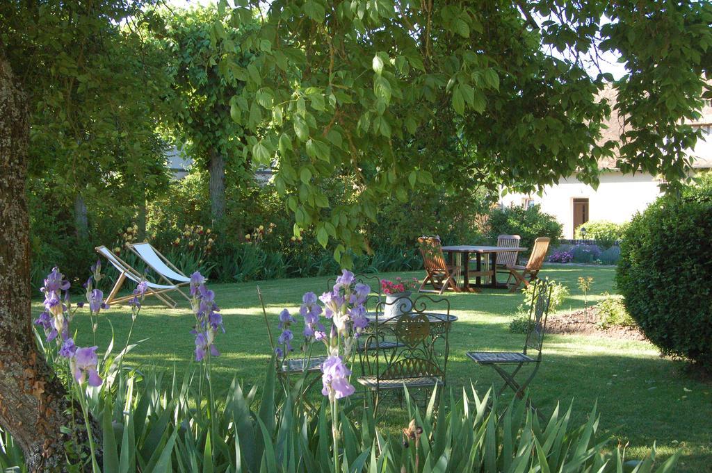 La Chaiserie La Croix-Saint-Leufroy Exterior foto