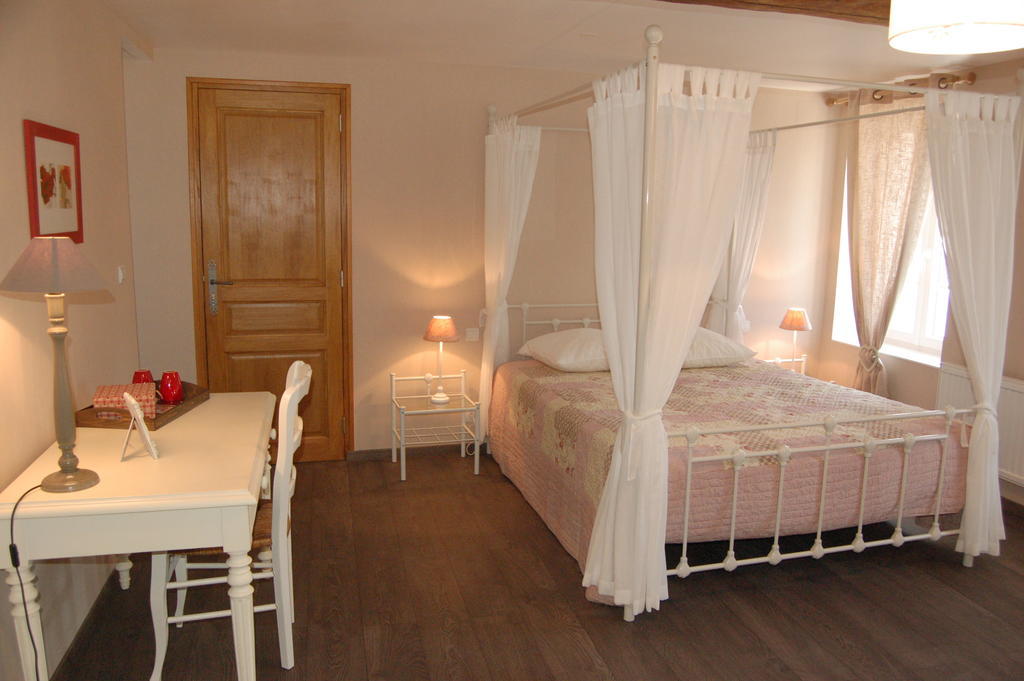 La Chaiserie La Croix-Saint-Leufroy Habitación foto
